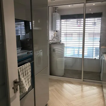 Secret & Morden With Lift And Garage *